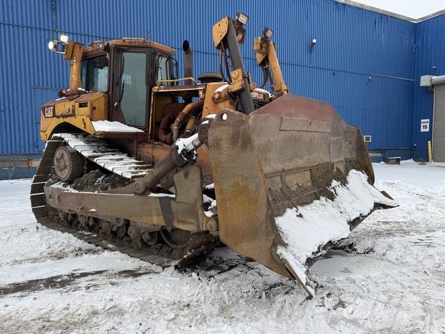 CAT D8T Buldožeri gusjeničari