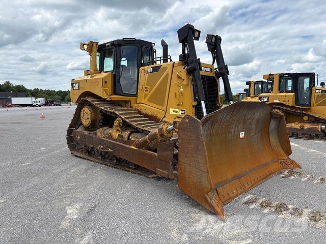 CAT D8T Buldozer sobre oruga
