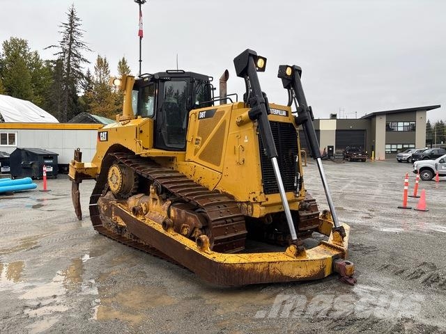CAT D8T Buldožerji goseničarji