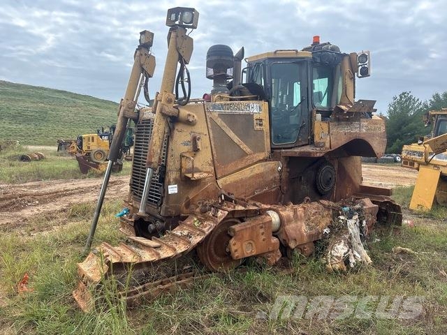 CAT D8T lánctalpas dózerek