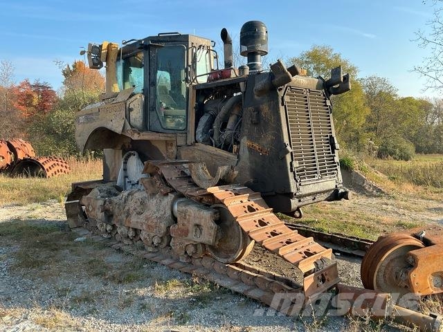 CAT D8T Buldozer sobre oruga
