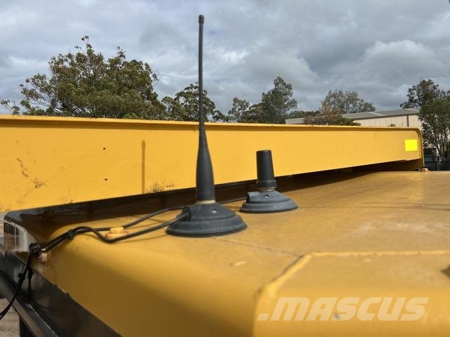 CAT D9T Buldozere pe senile