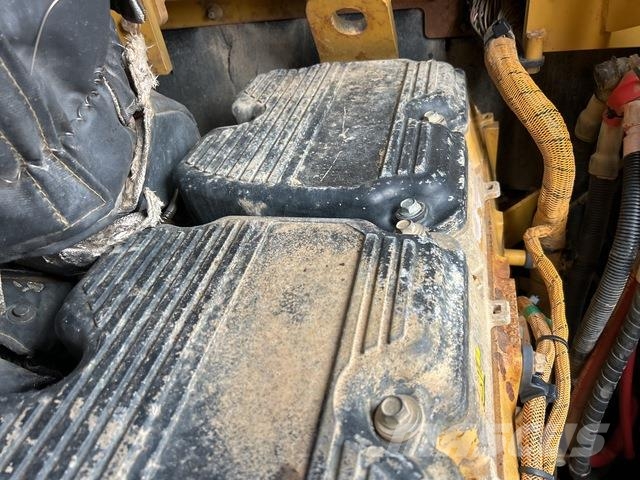 CAT D9T Buldozere pe senile