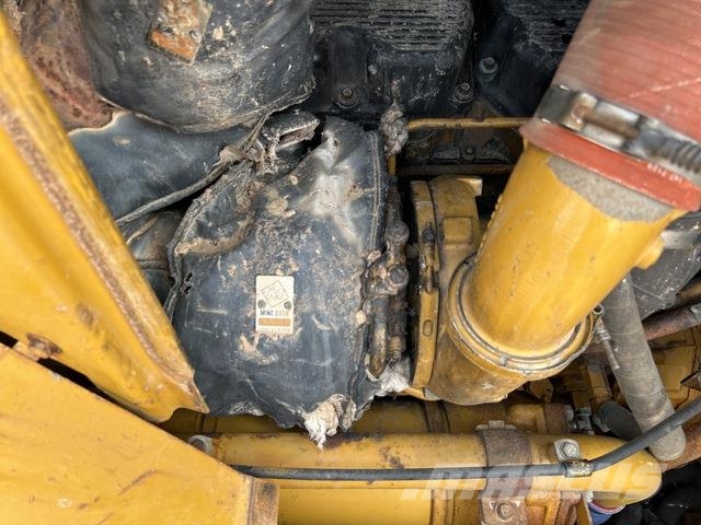 CAT D9T Buldozere pe senile