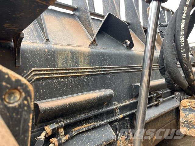 CAT D9T Buldozere pe senile