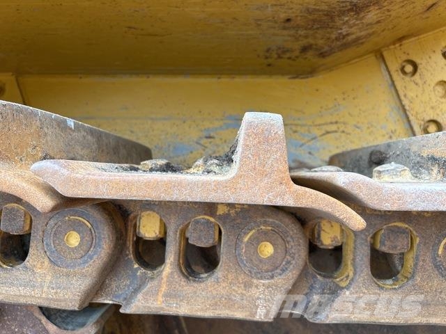 CAT D9T Buldozere pe senile