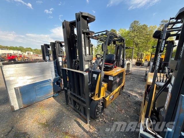 CAT EC25EN Electric forklifts