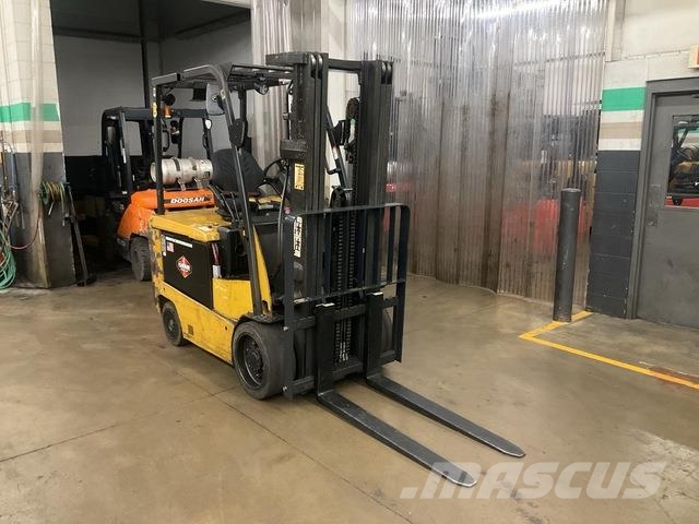 CAT EC25LN2 バッテリーフォークリフト