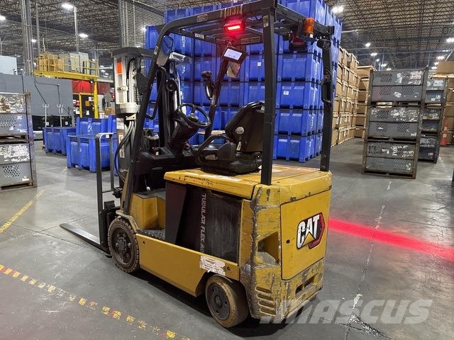 CAT EC25N2 Električni viljuškari