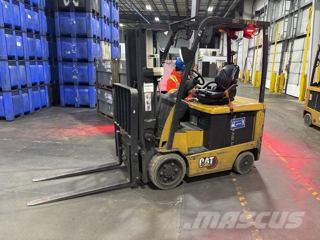 CAT EC25N2 電動堆高機