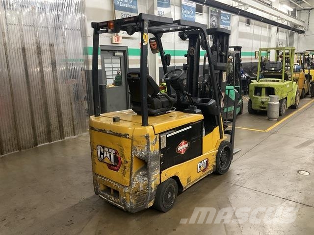 CAT EC30LN2 バッテリーフォークリフト