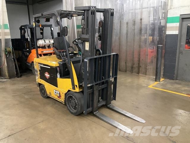 CAT EC30LN2 バッテリーフォークリフト