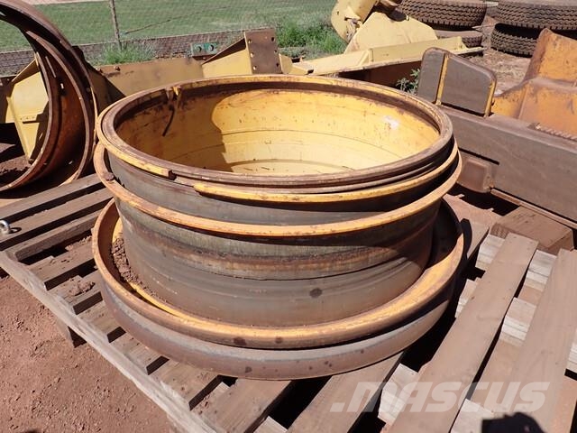 CAT HD785-5 Articulated Haulers