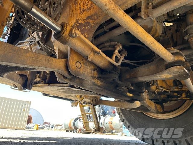 CAT HD785-5 Articulated Haulers
