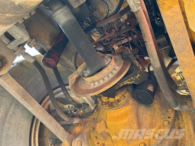 CAT HD785-5 Articulated Haulers