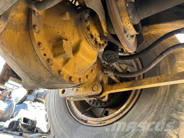 CAT HD785-5 Articulated Haulers