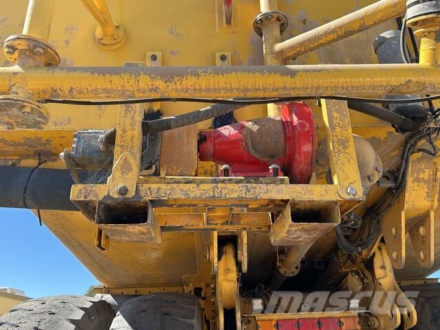 CAT HD785-5 Articulated Haulers