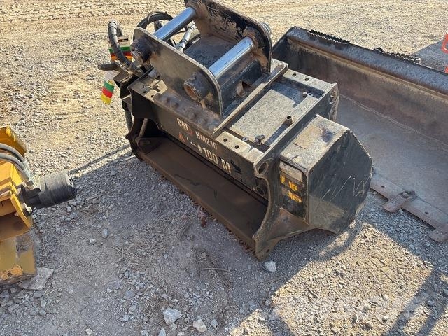 CAT HM210 Sonstige Bodenbearbeitung