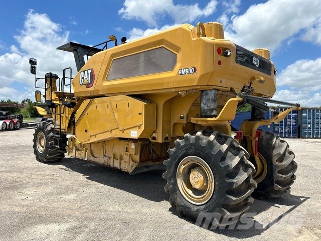 CAT RM600 Soil compactors