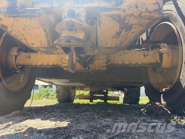 CAT TH62 Telescopic handlers
