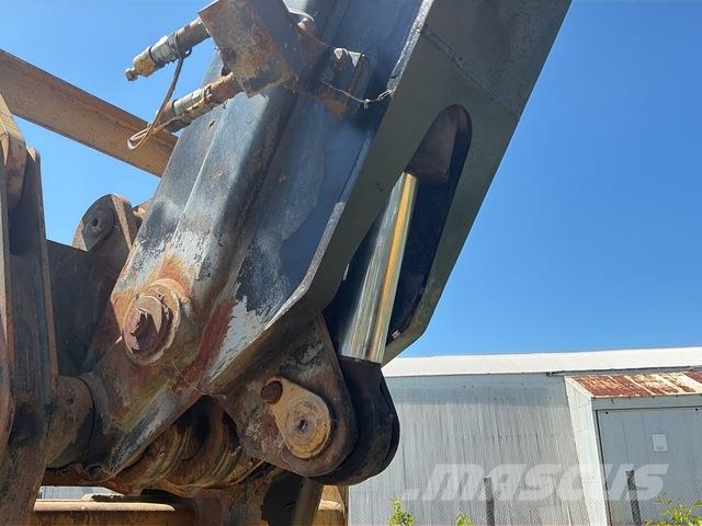 CAT TH62 Telescopic handlers