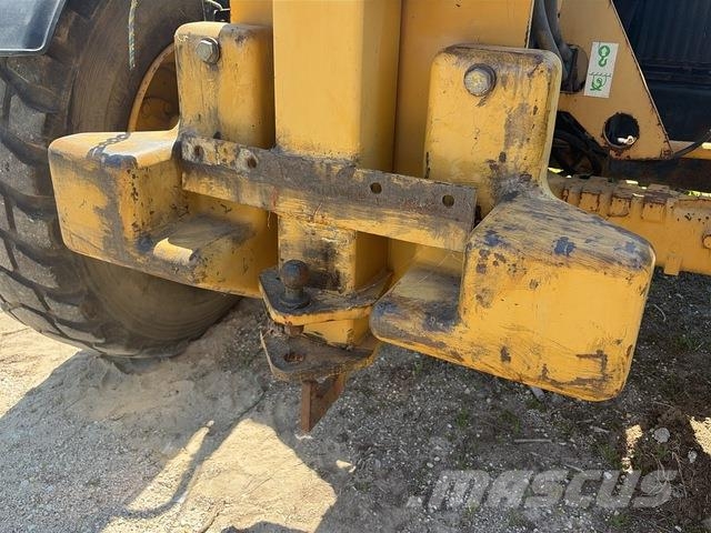 CAT TH62 Telescopic handlers