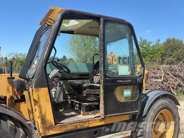 CAT TH62 Telescopic handlers