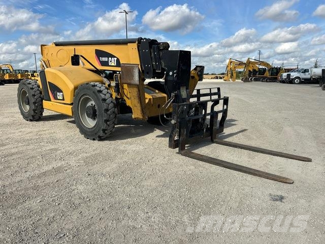CAT TL1055D Teleskopski viljuškari