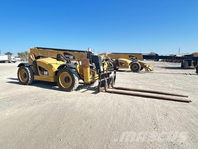 CAT TL642D Телескопічні навантажувачі