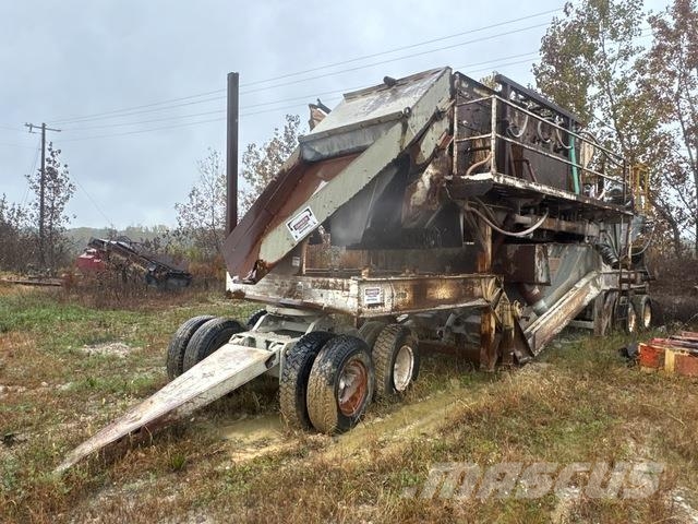 Cedarapids Pressure washer containers