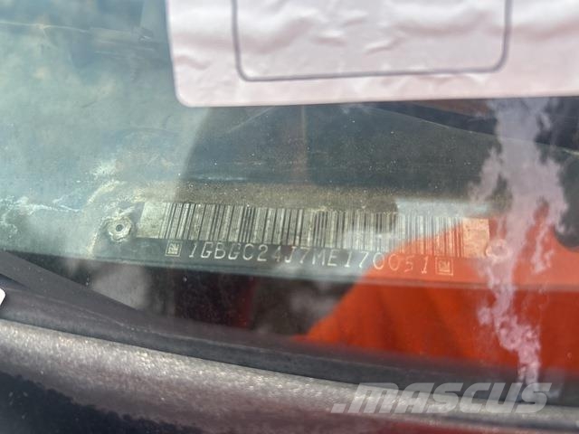 Cheverolet Platformas/izkraušana no sāniem