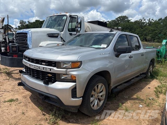 Chevrolet 1500 Пікапи / Бічне розвантаження