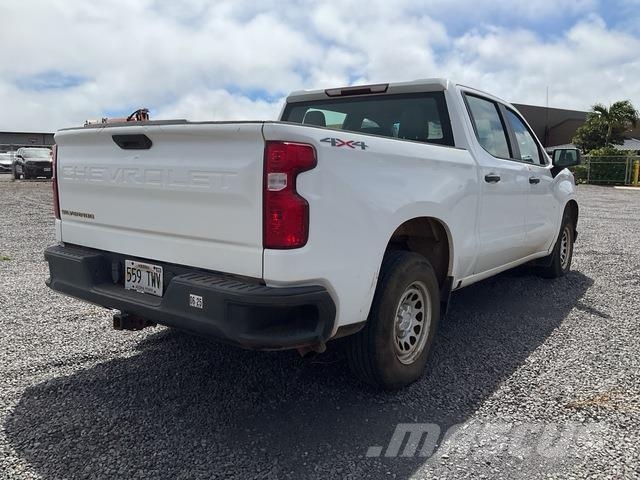 Chevrolet 1500 Vieglais kravas automobilis/izkraušana no sāniem