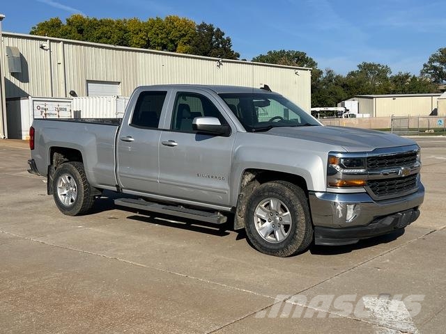Chevrolet 1500 Vieglais kravas automobilis/izkraušana no sāniem