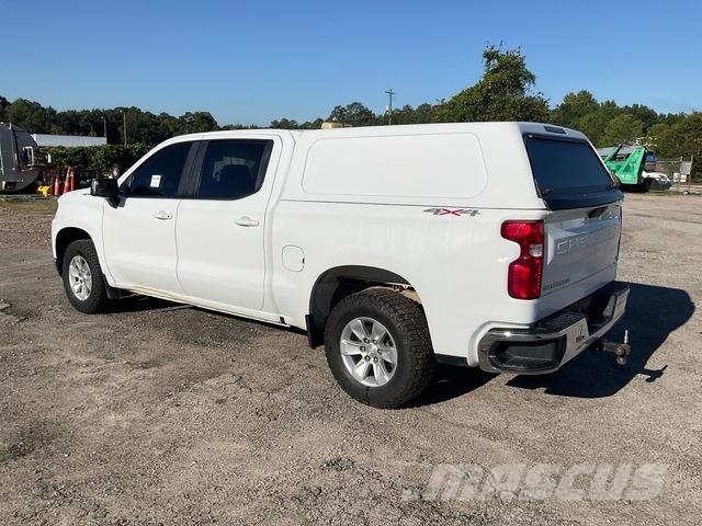 Chevrolet 1500 Caja abierta/laterales abatibles