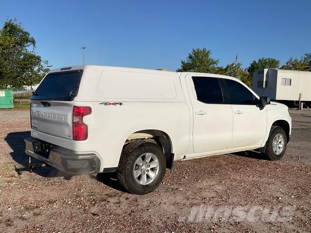 Chevrolet 1500 Caja abierta/laterales abatibles