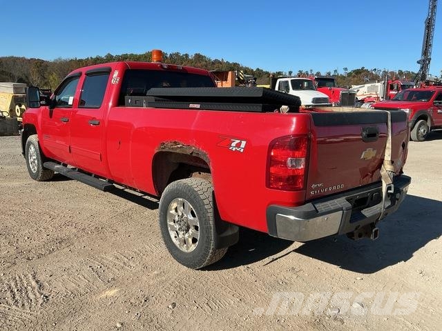 Chevrolet 2500 Caja abierta/laterales abatibles