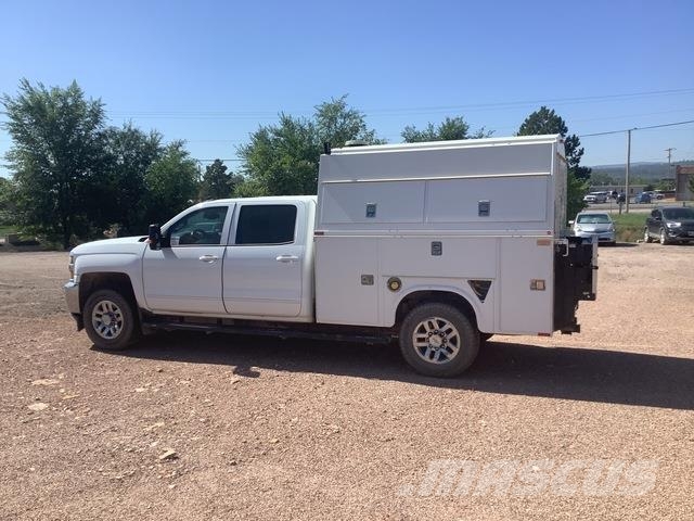 Chevrolet 3500 HD Pikapai / Bortiniai sunkvežimiai