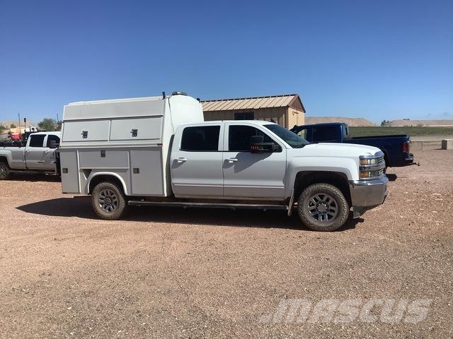 Chevrolet 3500 HD Pikapai / Bortiniai sunkvežimiai