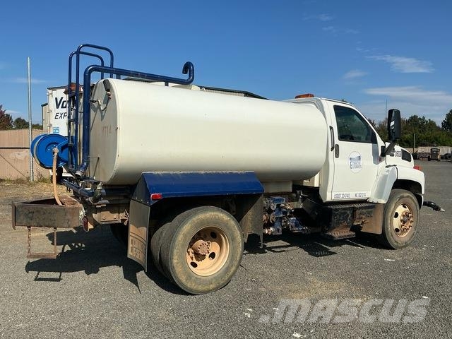 Chevrolet C7500 Поливочные машины