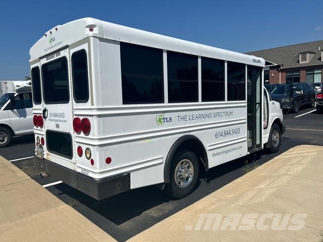 Chevrolet Express Mini bus