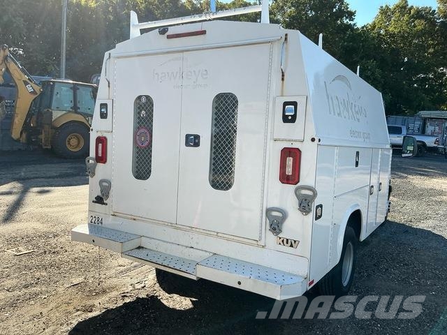 Chevrolet Express شاحنات خفيفة/مفصلية الجوانب