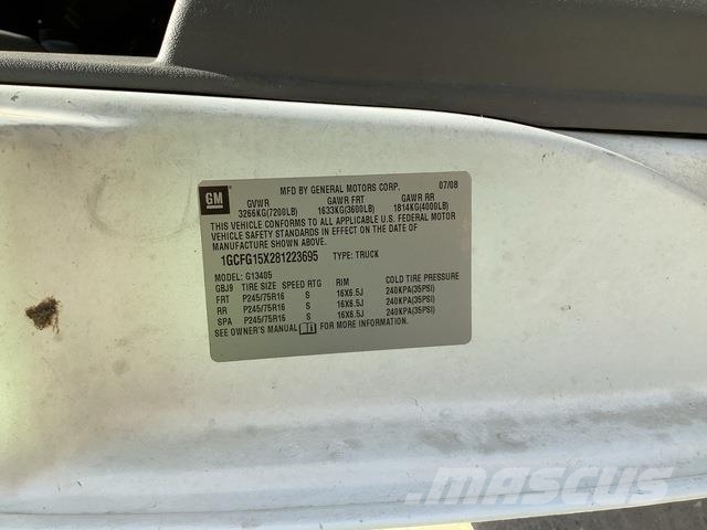 Chevrolet Express 1500 Preču pārvadāšanas furgoni