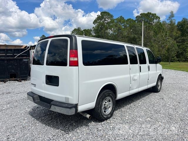 Chevrolet Express 3500 Automobili