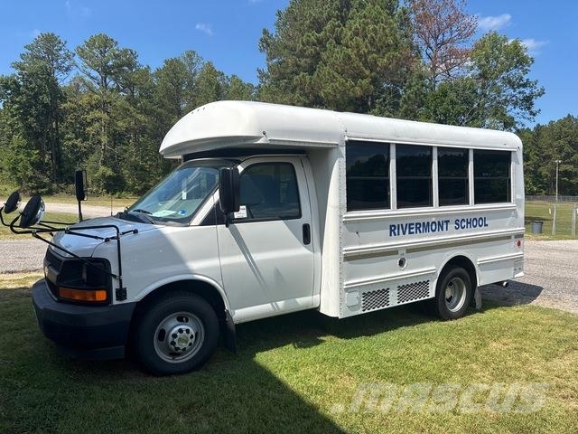 Chevrolet Express 3500 Mini bus