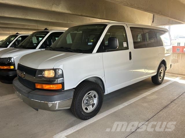 Chevrolet Express 3500 Voiture