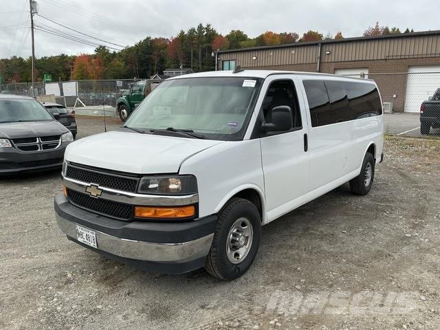 Chevrolet Express 3500 LT Automobili