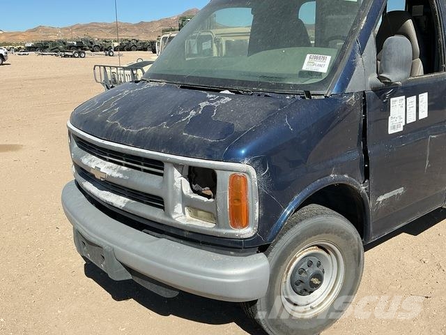 Chevrolet Express G3500 패널 화물차