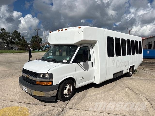 Chevrolet G4500 Express Mini bus