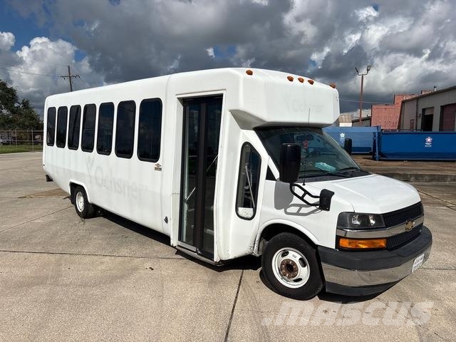 Chevrolet G4500 Express Mini bus